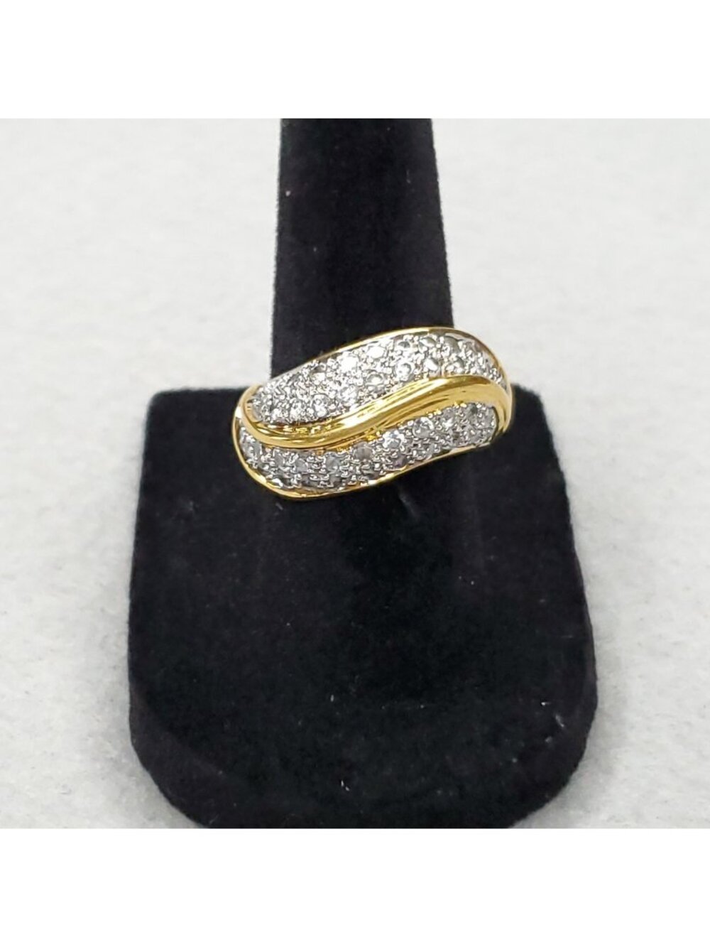 Rhinestone Cocktail Ring Sz 7 Gold Tone Clear Pave Dome